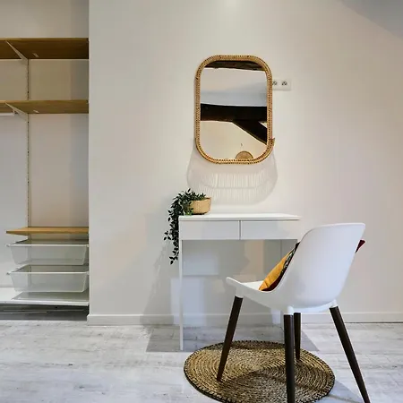 아파트 T3 Cosy Avec Terrasse A *